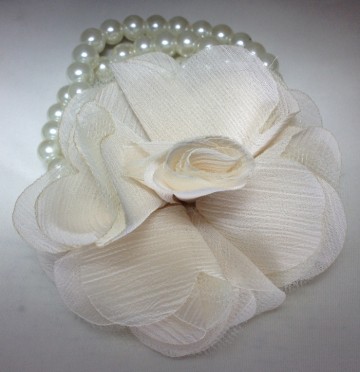 Armband parel creme / bloem