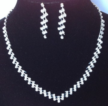 Set Ketting Oorhanger