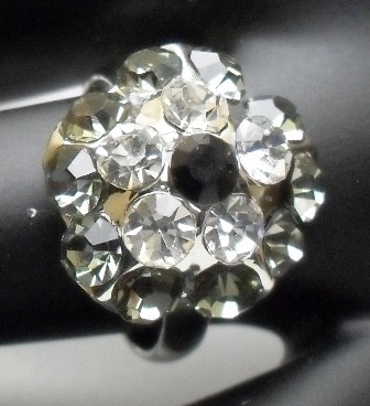 Ring met strass zwart